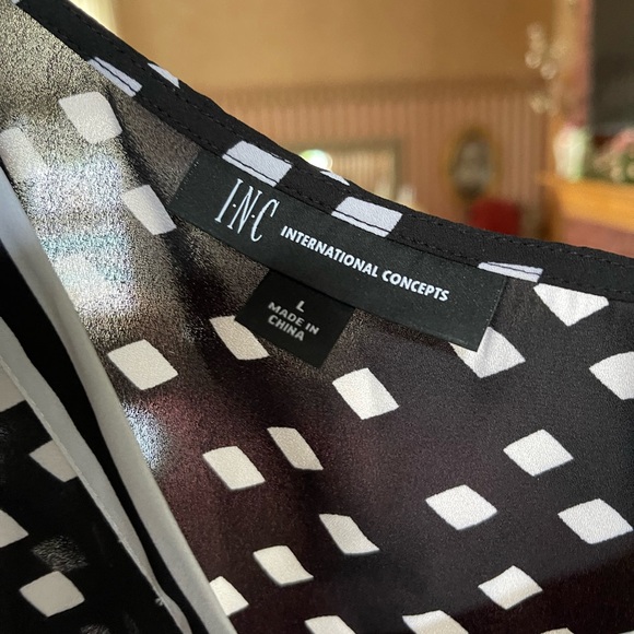 INC Women’s shirt - Picture 3 of 4